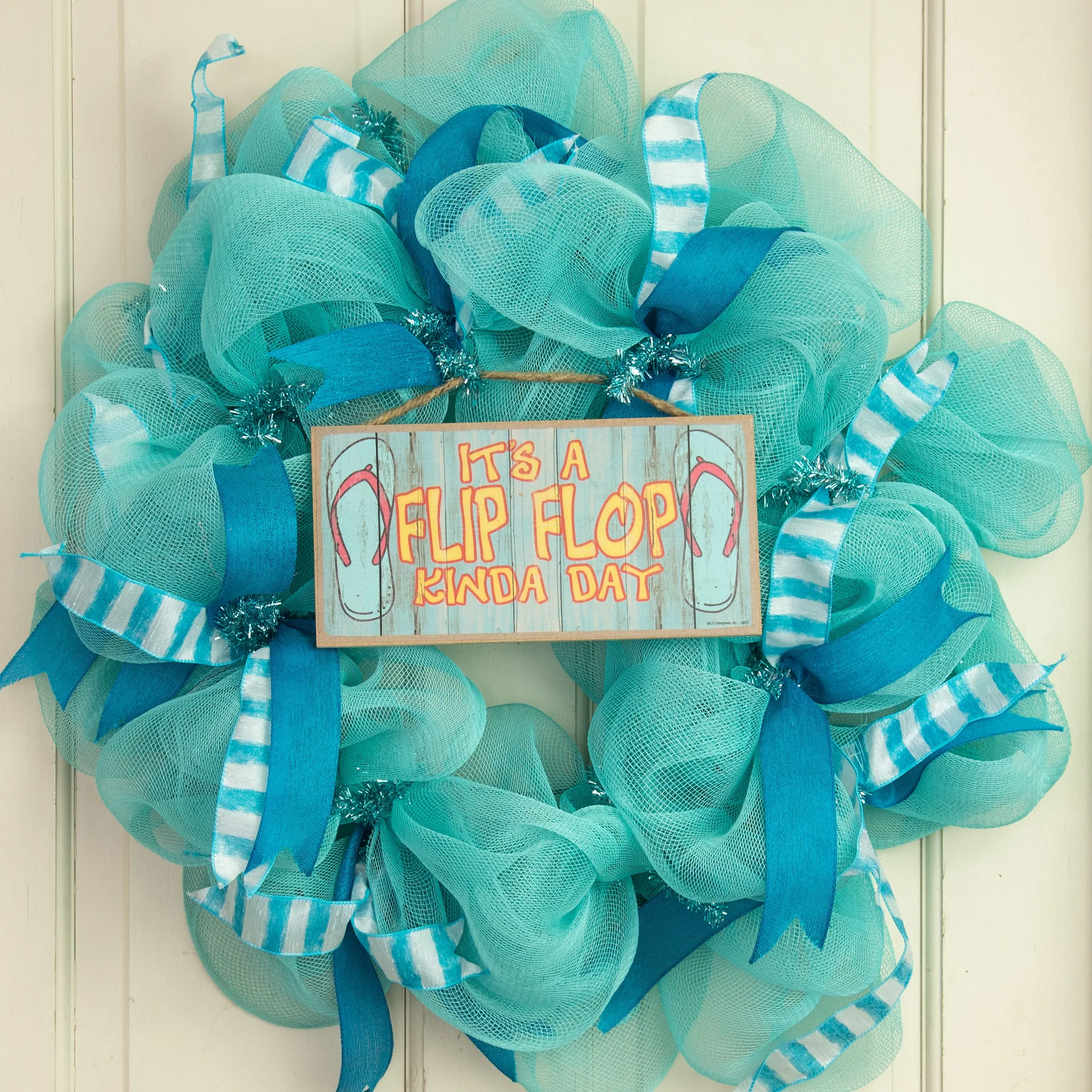 10" Wooden Sign: A Flip Flop Day