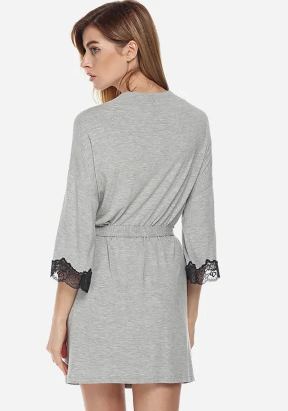 Alvee Soild Kimono Robe