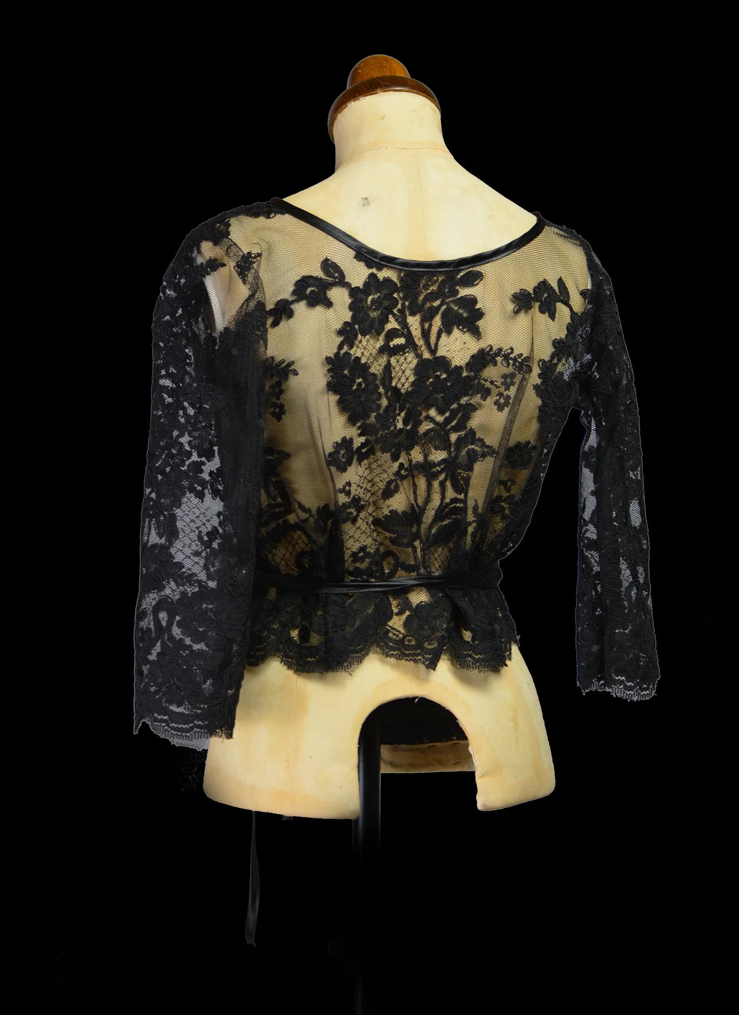 Babette - Black Corded Lace Top