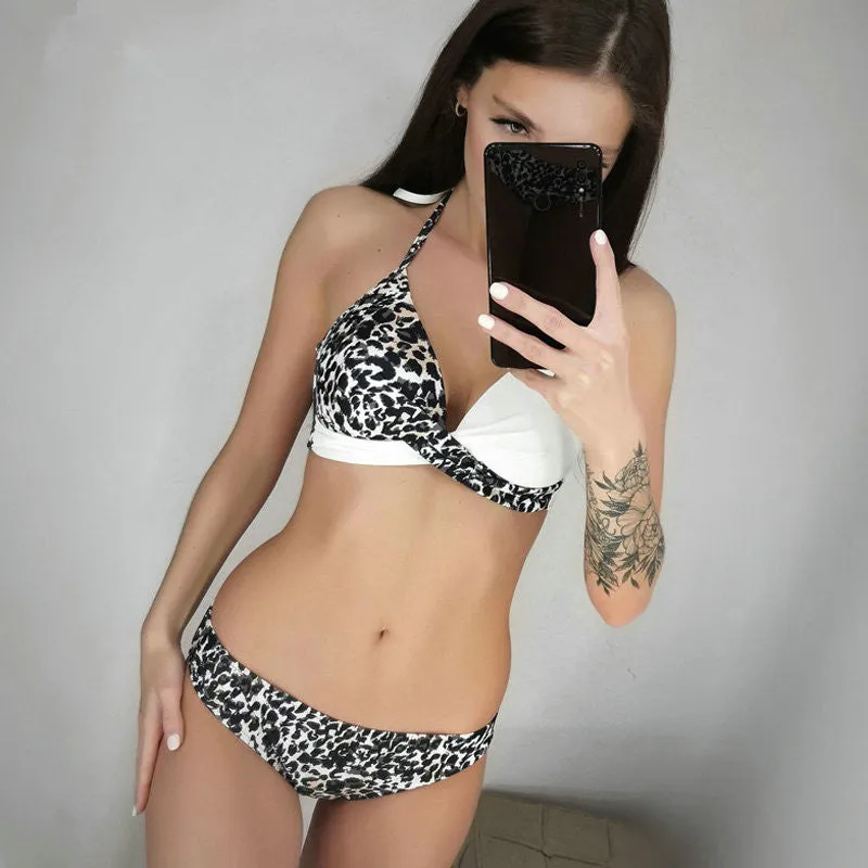 Beach Colorblock Mid Rise Thong Bottom Bikinis