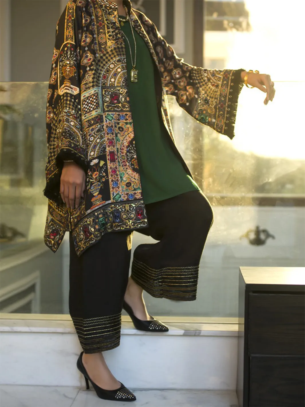 Black Tunic - LK-223