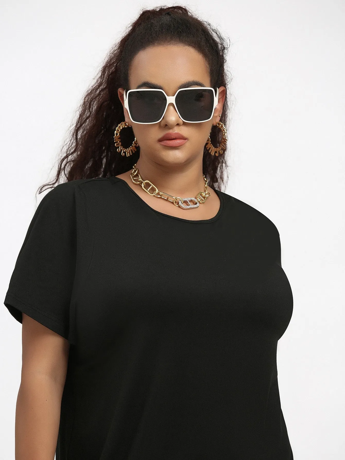 Casual Plain Cut Out Short Sleeve Round Neck Straight Short Plus Size Dress