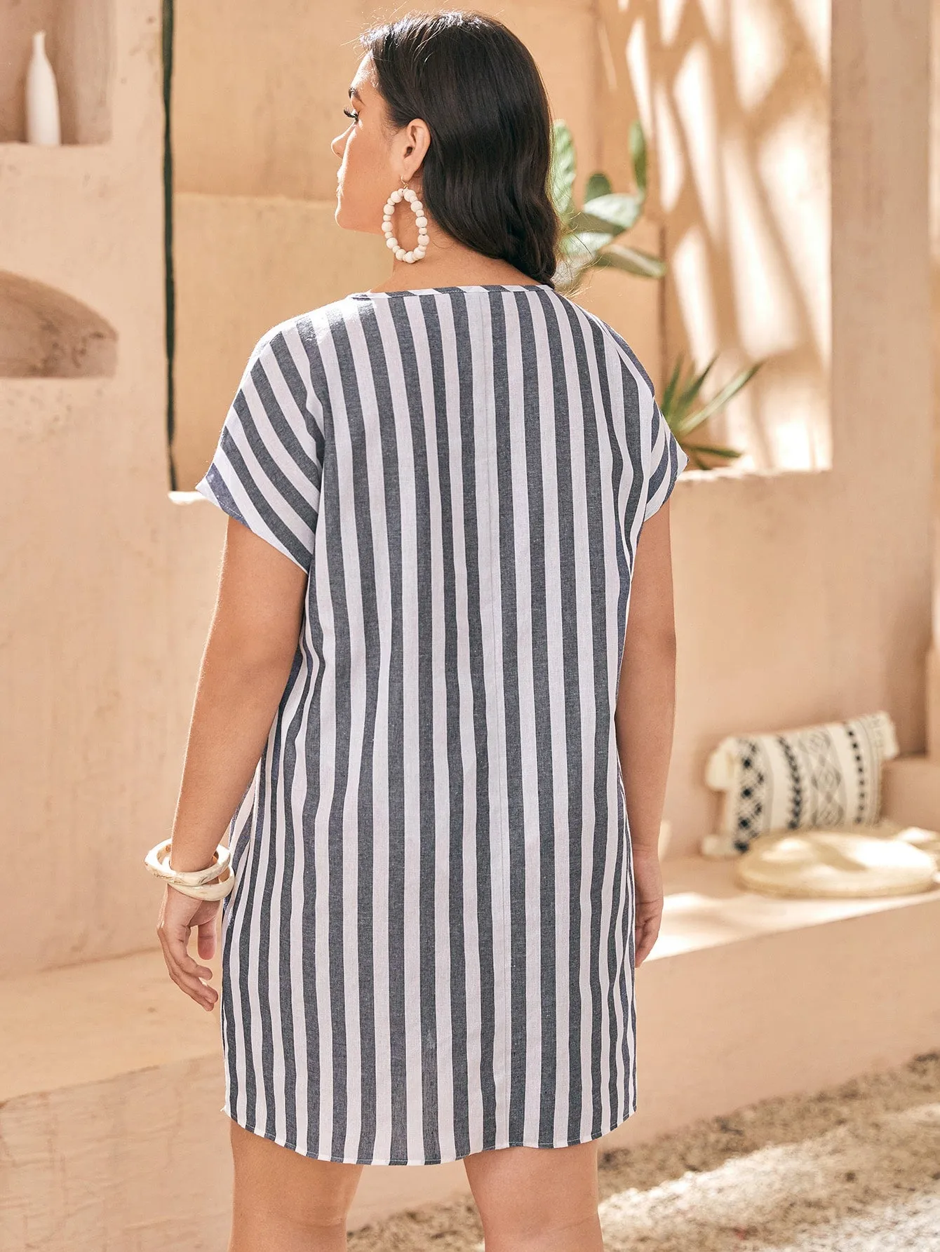 Casual Striped Short Sleeve V Neck Straight Natural Short Plus Size Dress