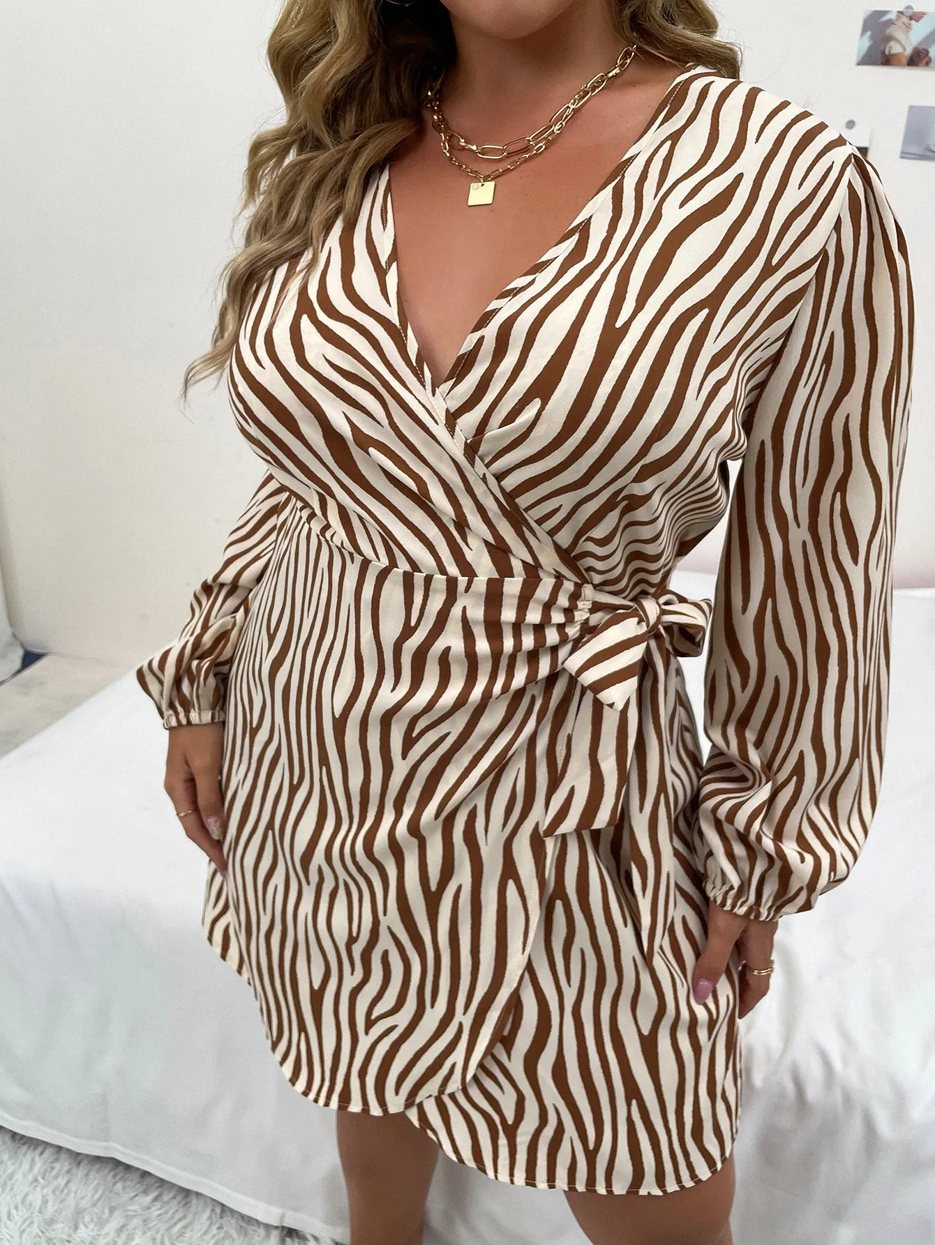 Casual Zebra Stripe Wrap Long Sleeve Deep V Neck Wrap High Waist Short Plus Size Dress