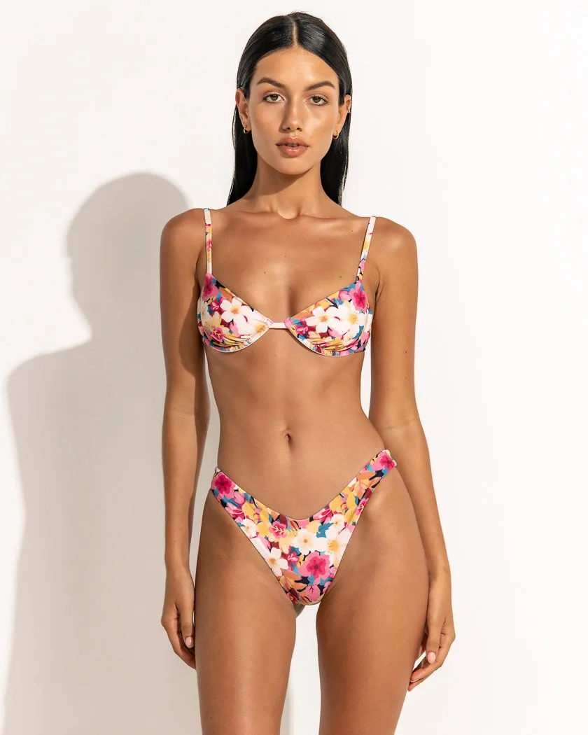 IBIZA TOP | Waikiki