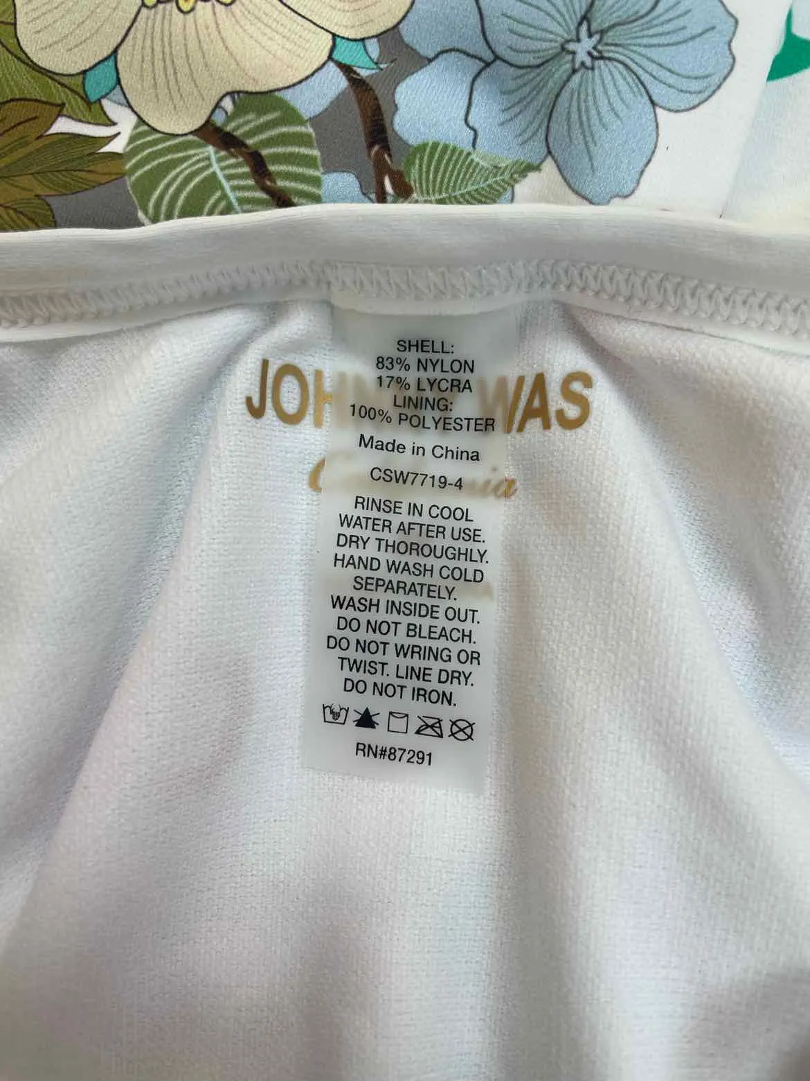 JOHNNY WAS KIA SKIRTED TANK ONE PIECE WHITE FLORAL SWIMSUIT SIZE XS