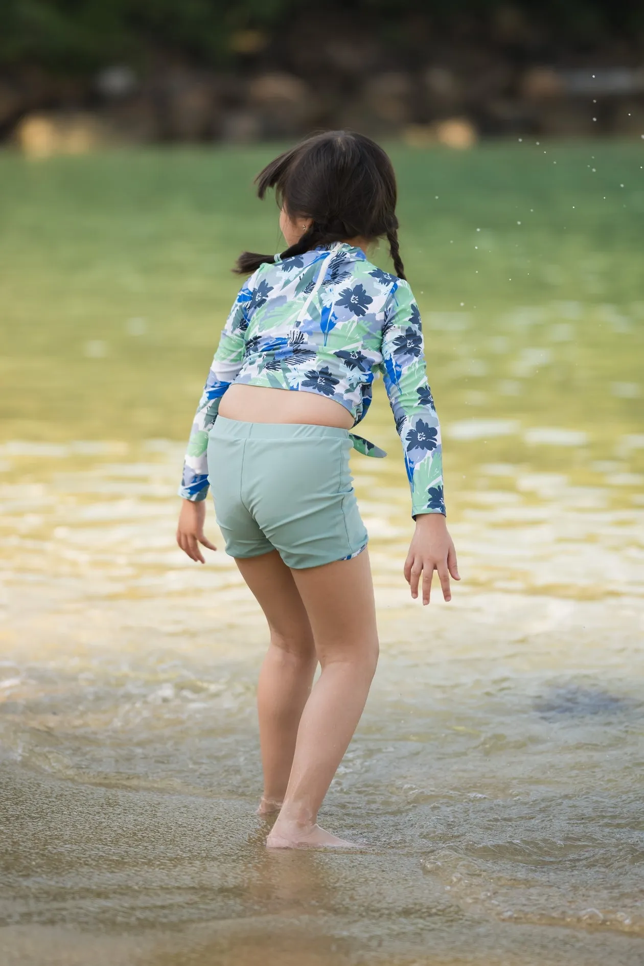 Makena Girls Long Sleeve Crop Rash Guard (Sale)