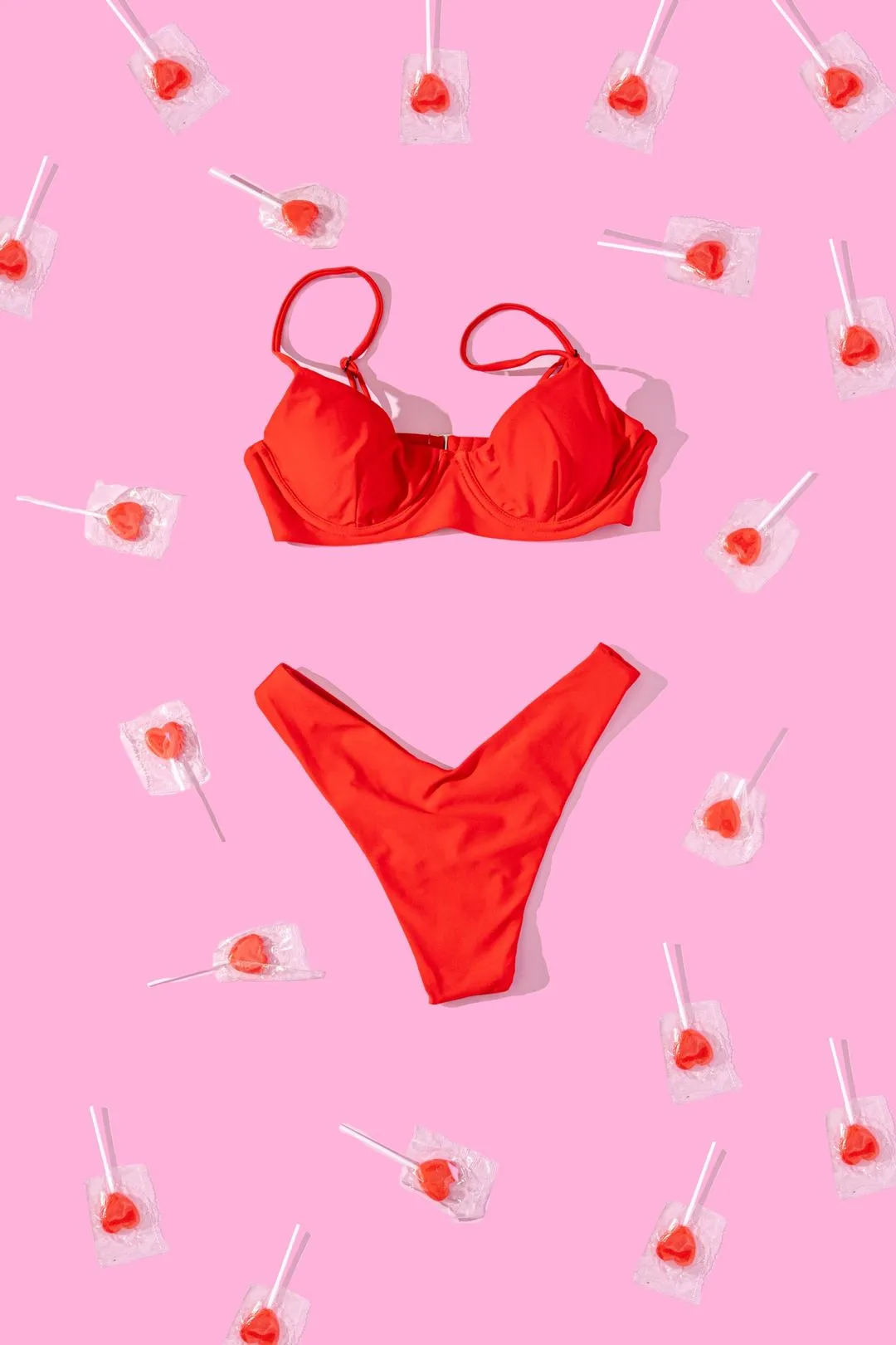 MALDIVES BIKINI BOTTOMS IN CORAL RED