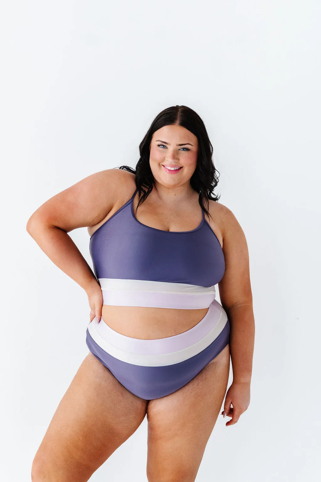Maven Mid Rise Bottoms in Mulberry