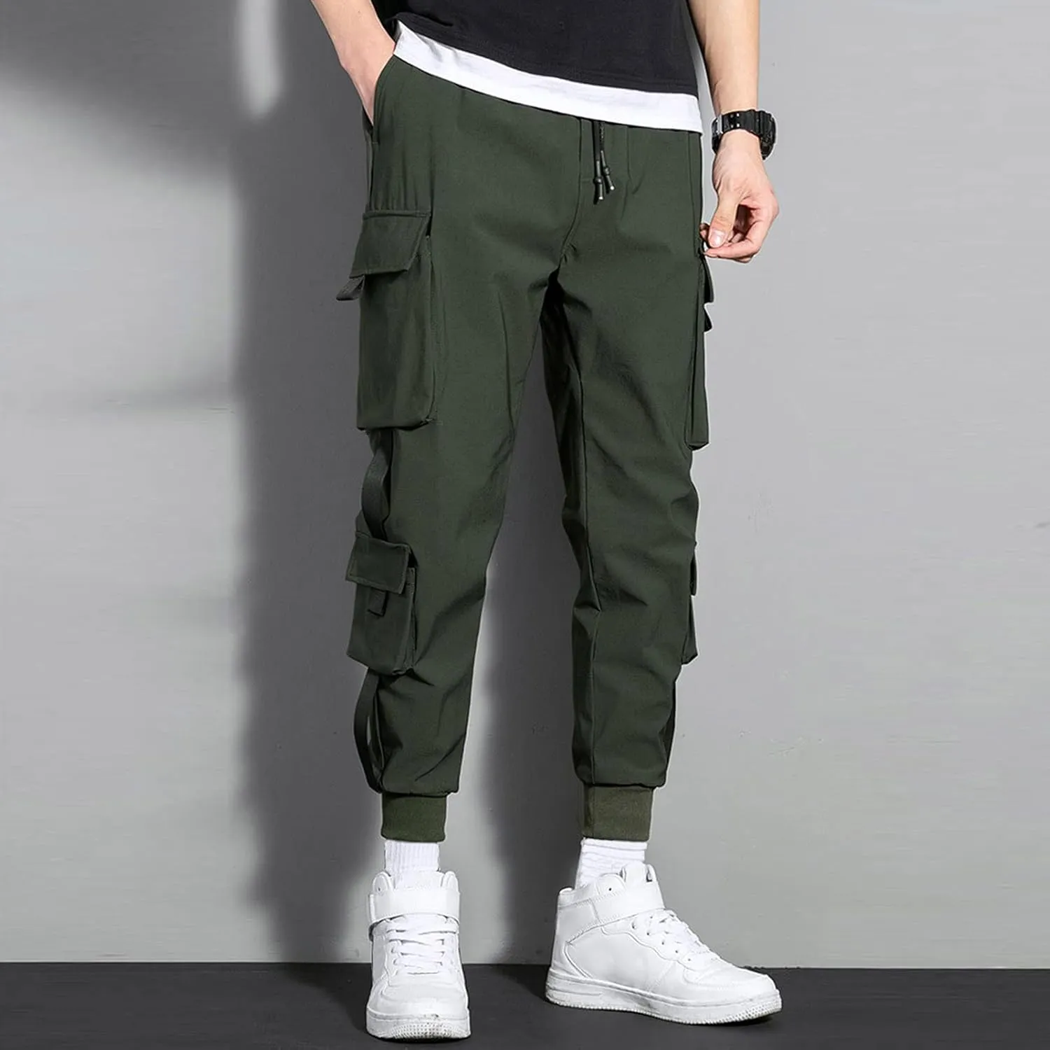 Men's Cargo Jogger Pants Stretch Sweatpants Slim Fit Tactical Pants with Zipper Pockets Casual Trousers Men's Casual Shorts