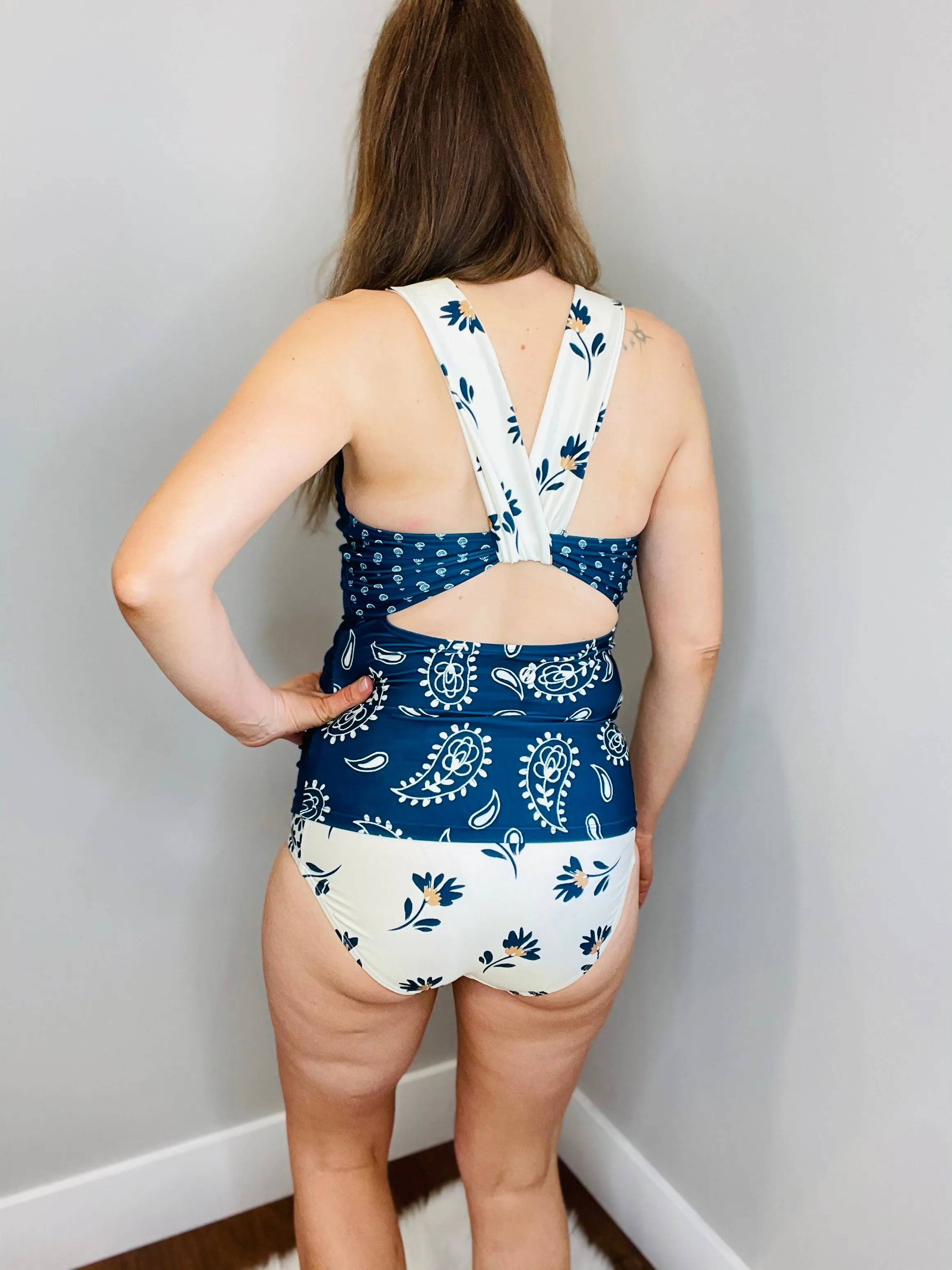 Nani Swimwear - Serengeti Switch V Tankini Top