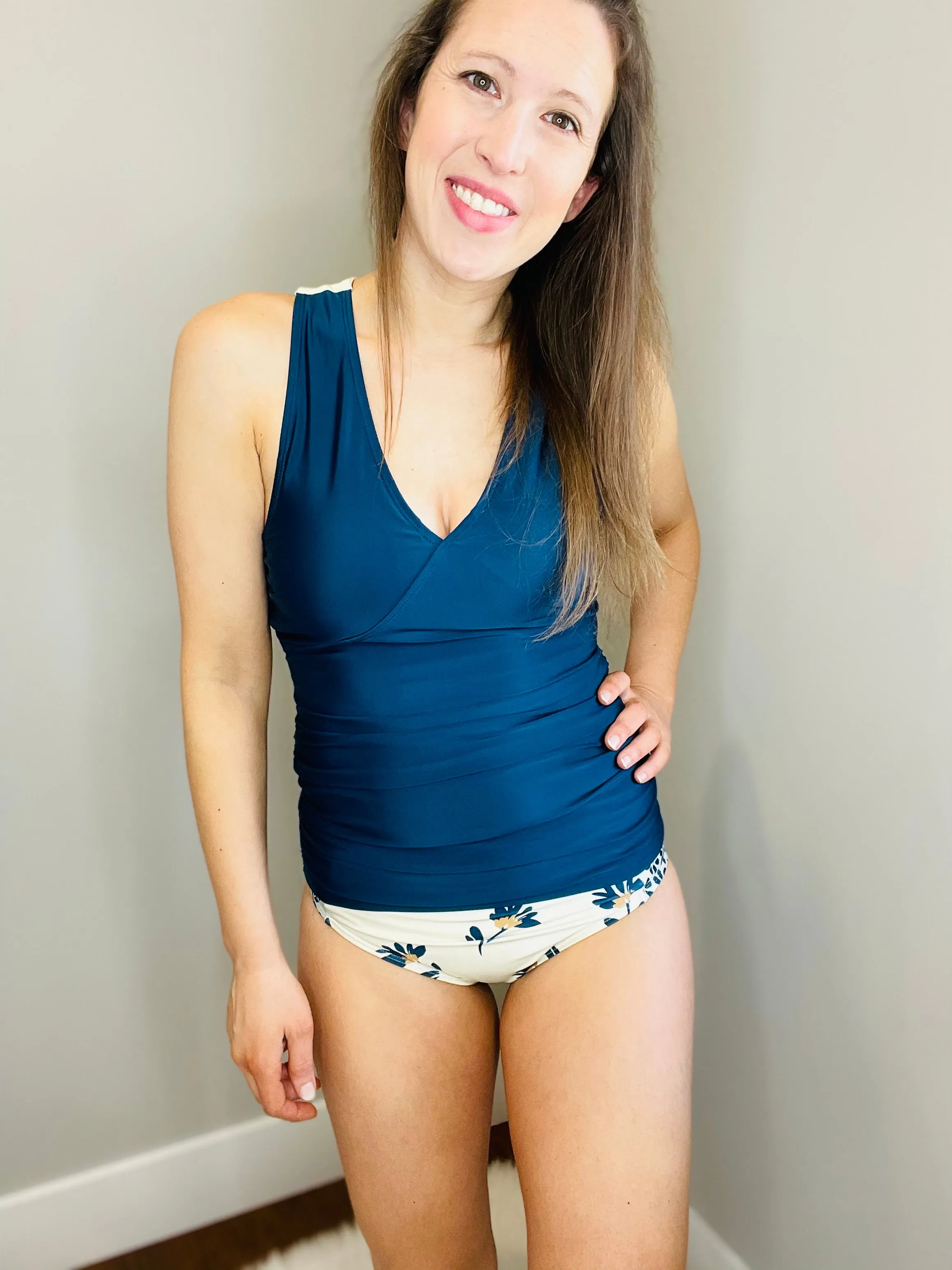 Nani Swimwear - Serengeti Switch V Tankini Top