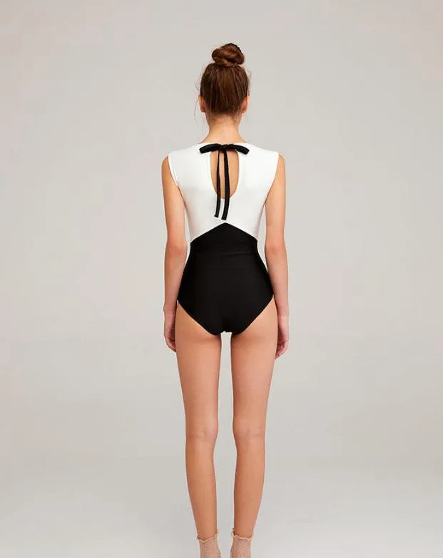 New Solid Color Black and White Stitching Bikini One-piece Triangle Swimsuit