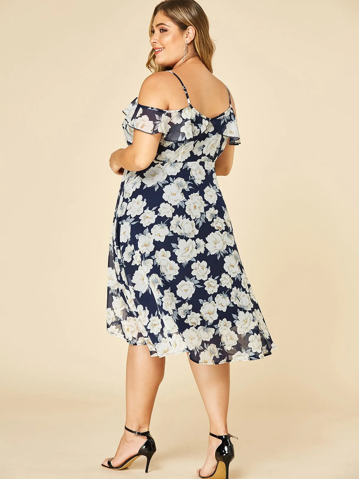OEM ODM Cold Shoulder Floral Print Ruffle Trim Short Sleeve Flounced Hem Plus Size Dress