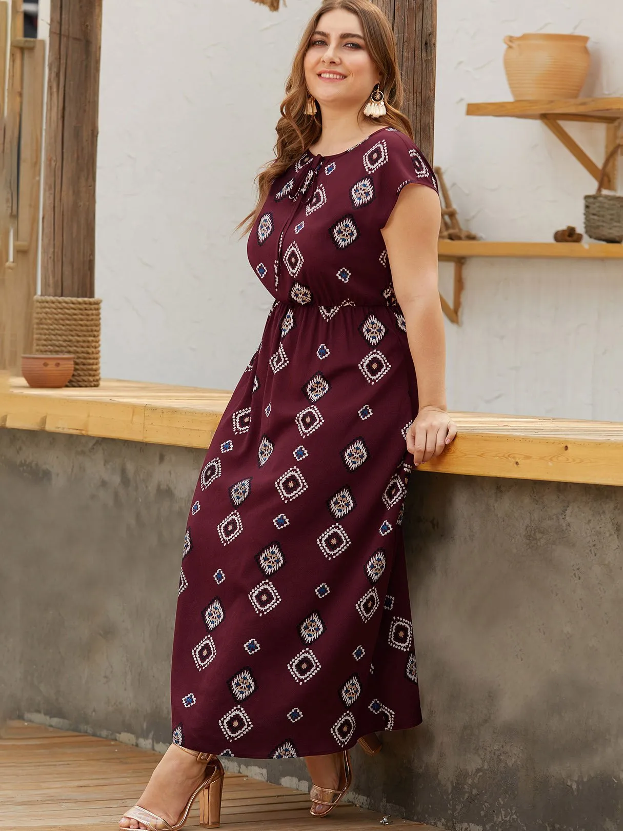 OEM ODM Round Neck Geometrical Short Sleeve Burgundy Plus Size Dress
