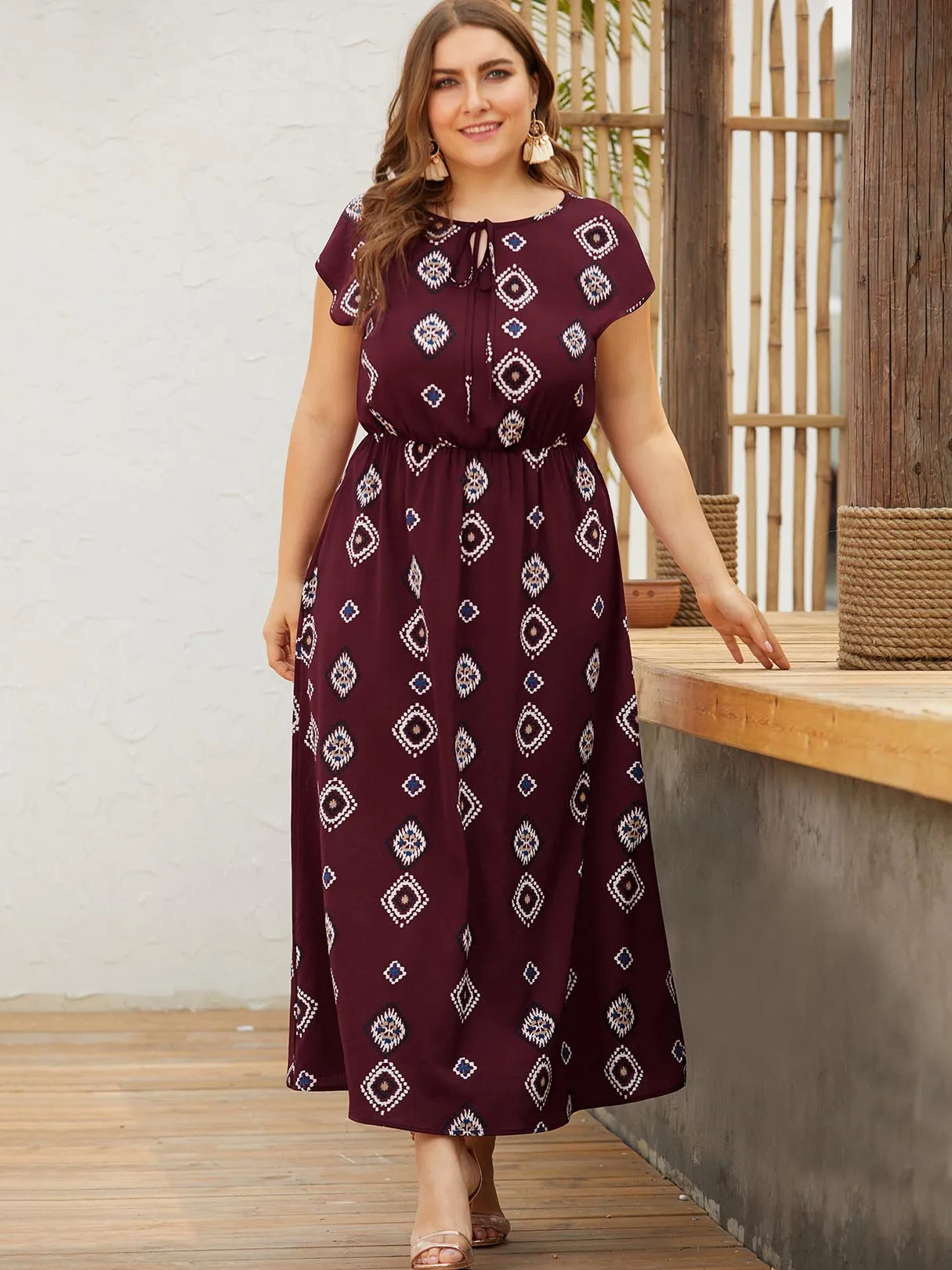 OEM ODM Round Neck Geometrical Short Sleeve Burgundy Plus Size Dress