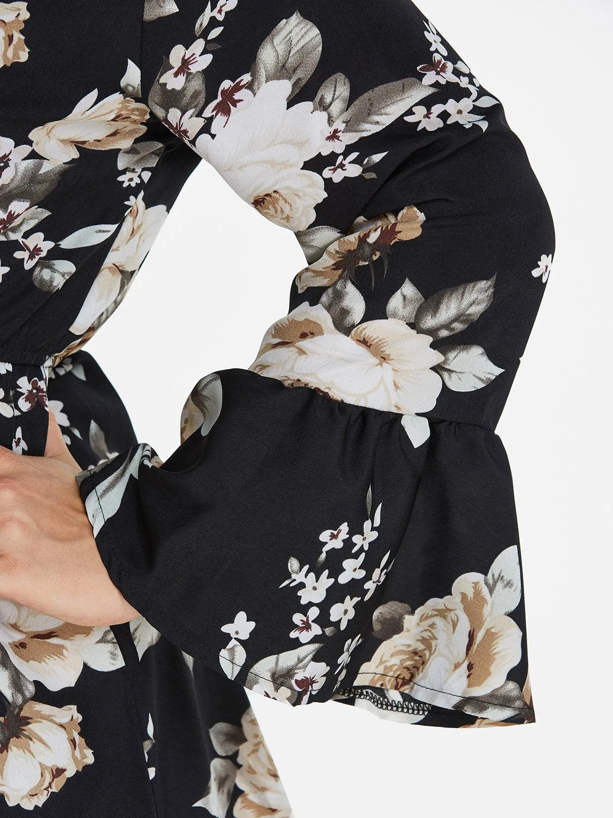 OEM ODM V-Neck Floral Print Wrap Long Sleeve Ruffle Hem Black Plus Size Dress