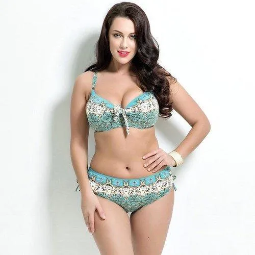 Plus Size Halter Pattern Bikini Set