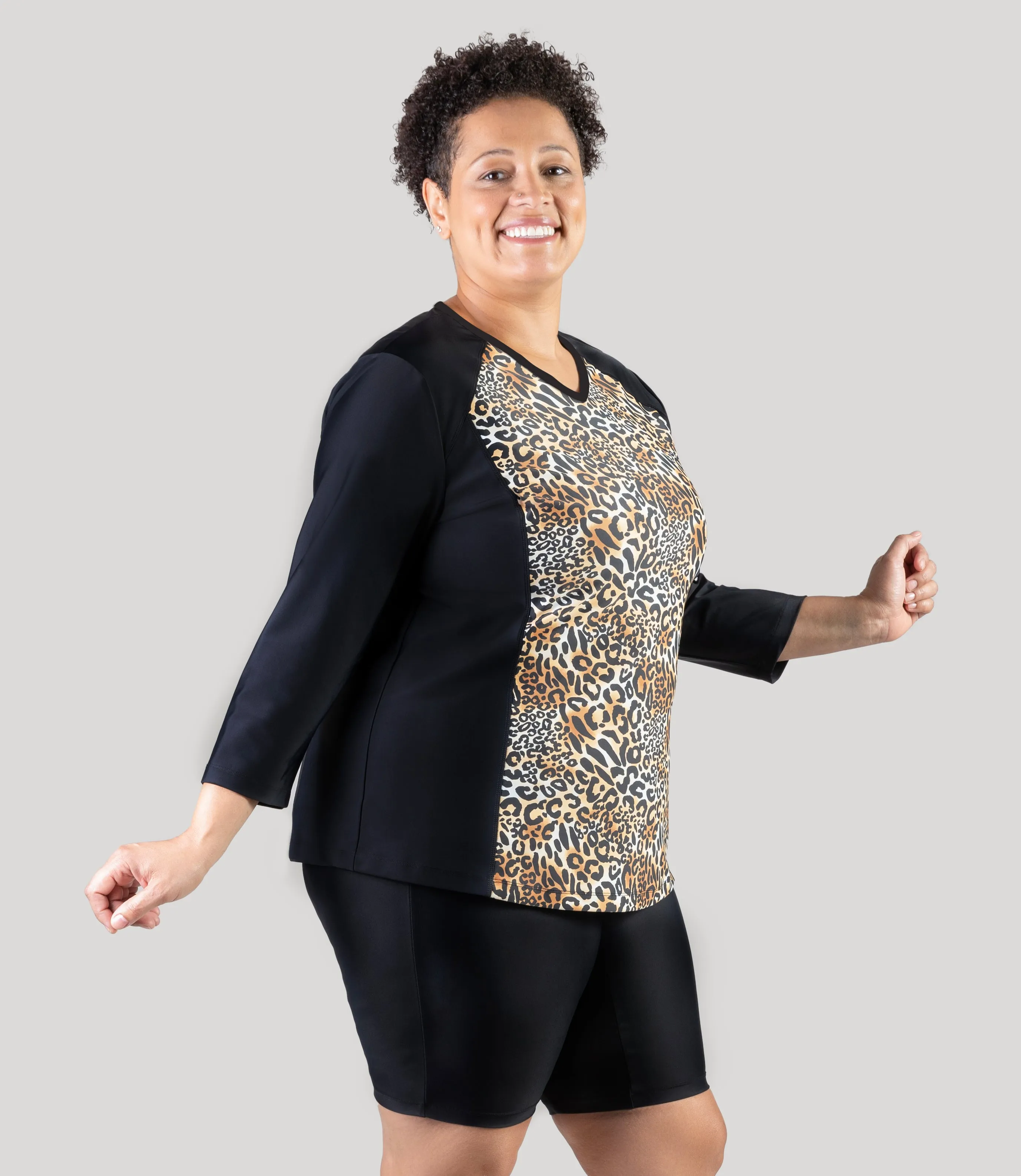 QuikEnergy 3/4 Sleeve Rash Guard Leopard Print Black