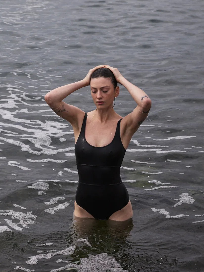 Reagan One Piece - Black