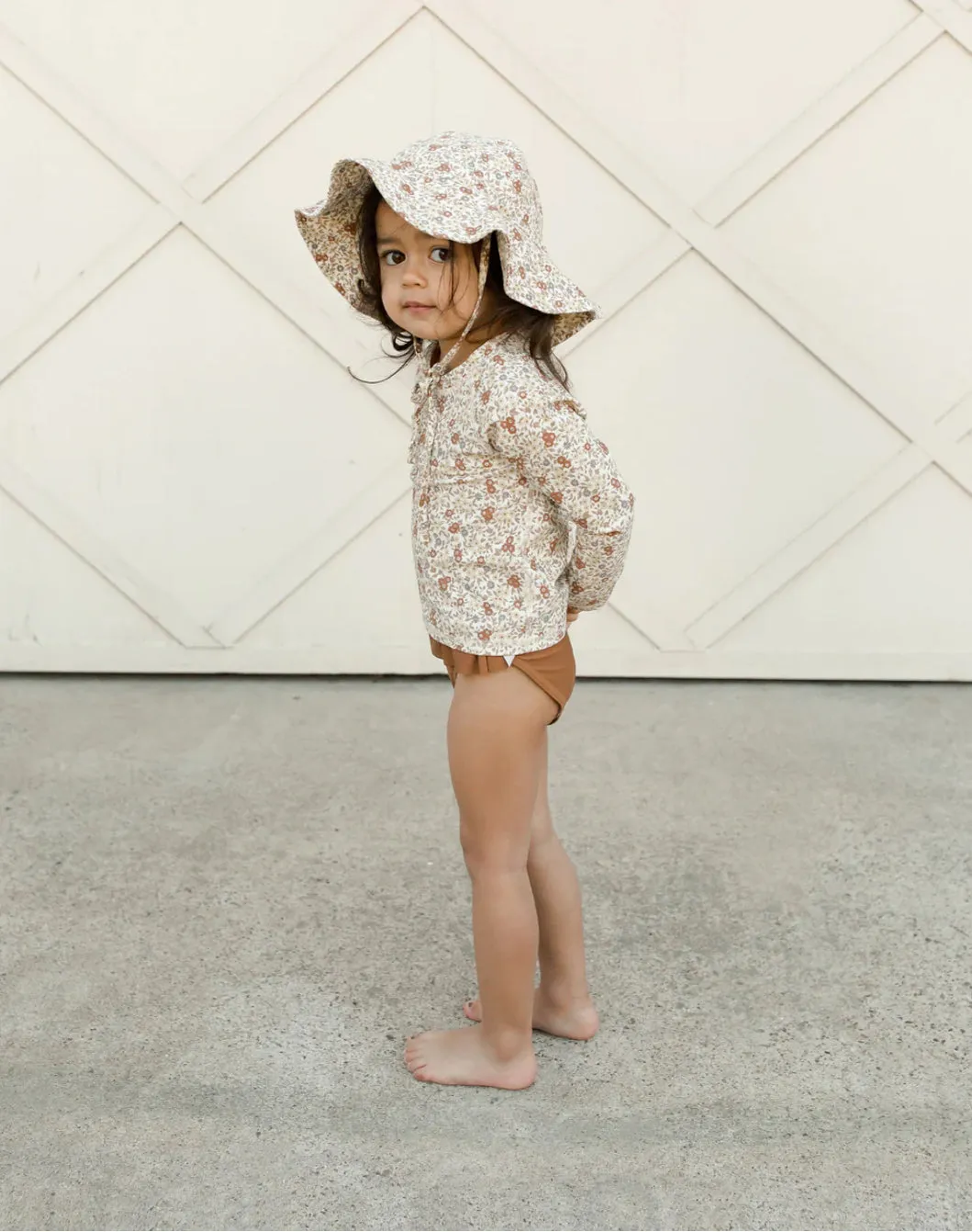 Rylee & Cru Girls Flower Field Rashgaurd Set: Size 2 to 9 Years