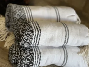 The Makaia Beach Towel