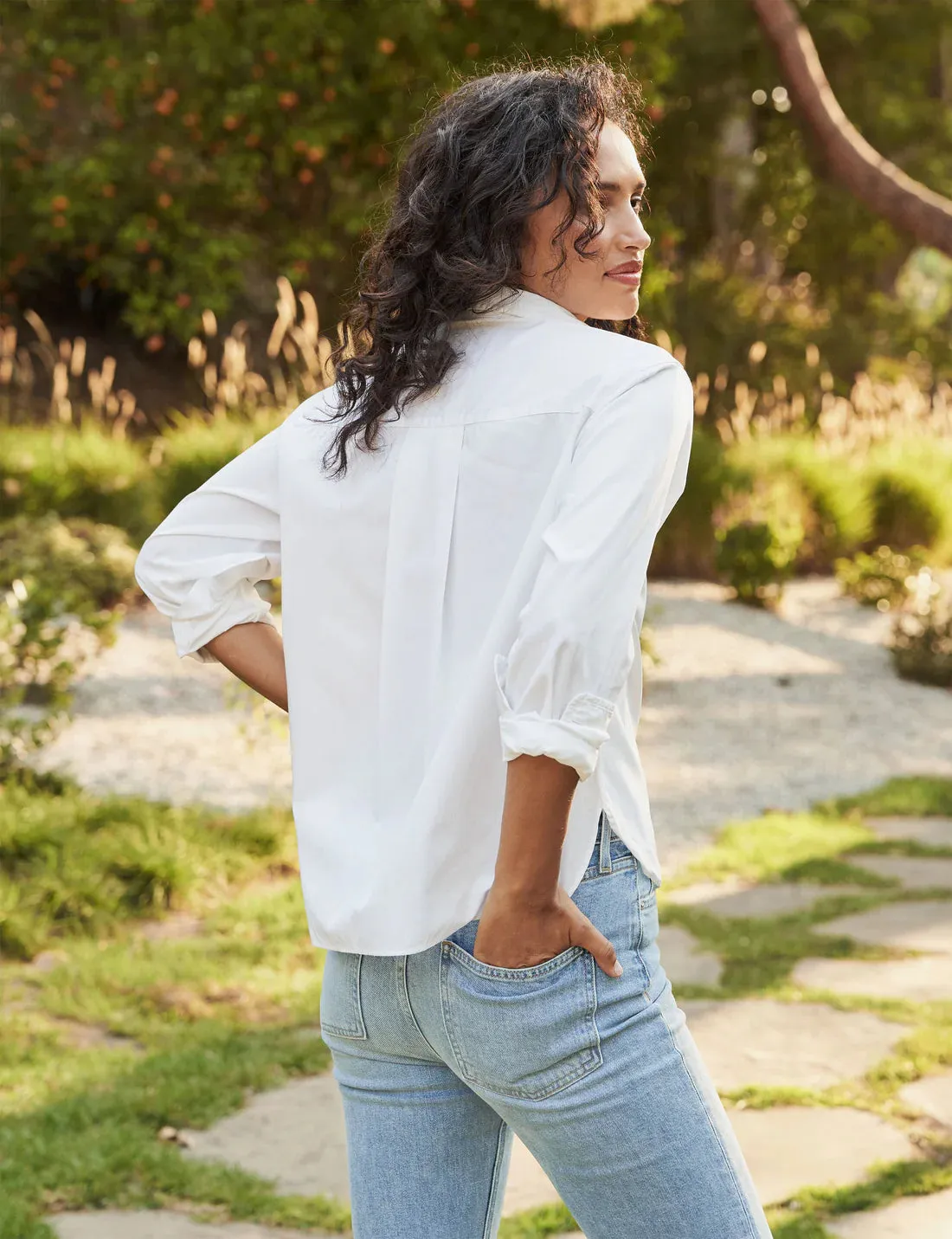 UNTUCKABLE BUTTON-UP SHIRT