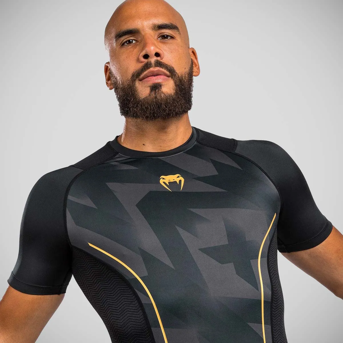 Venum Razor Short Sleeve Rash Guard Black/Gold