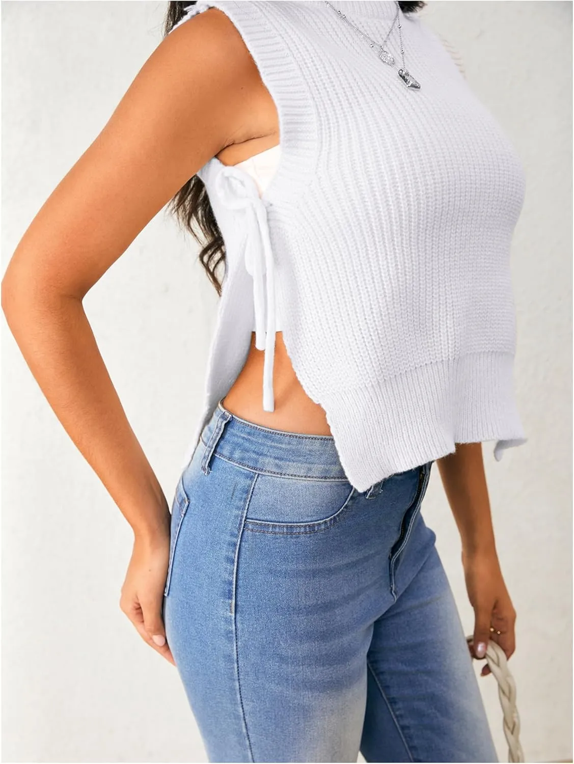 Verdusa Women's Crochet Knit Vest Crop Tank Top Sleeveless Split Tie Side Sweater Vests