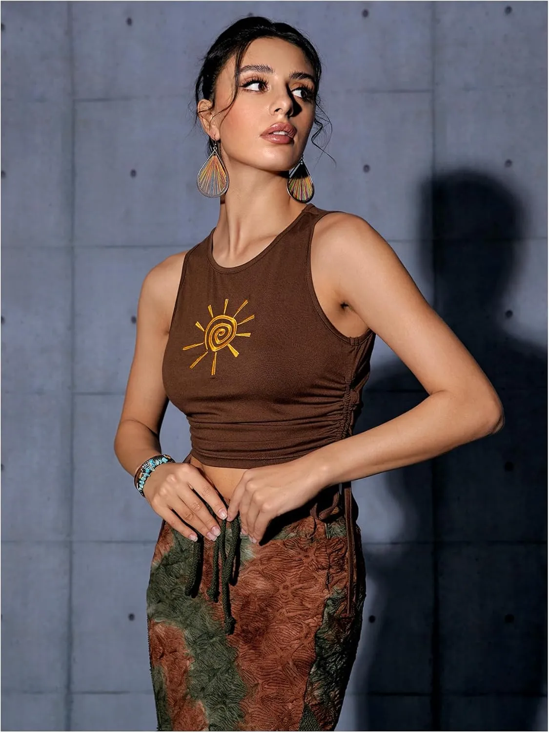 Verdusa Women's Hippie Drawstring Tie Side Round Neck Crop Tank Top Sleeveless Shirts