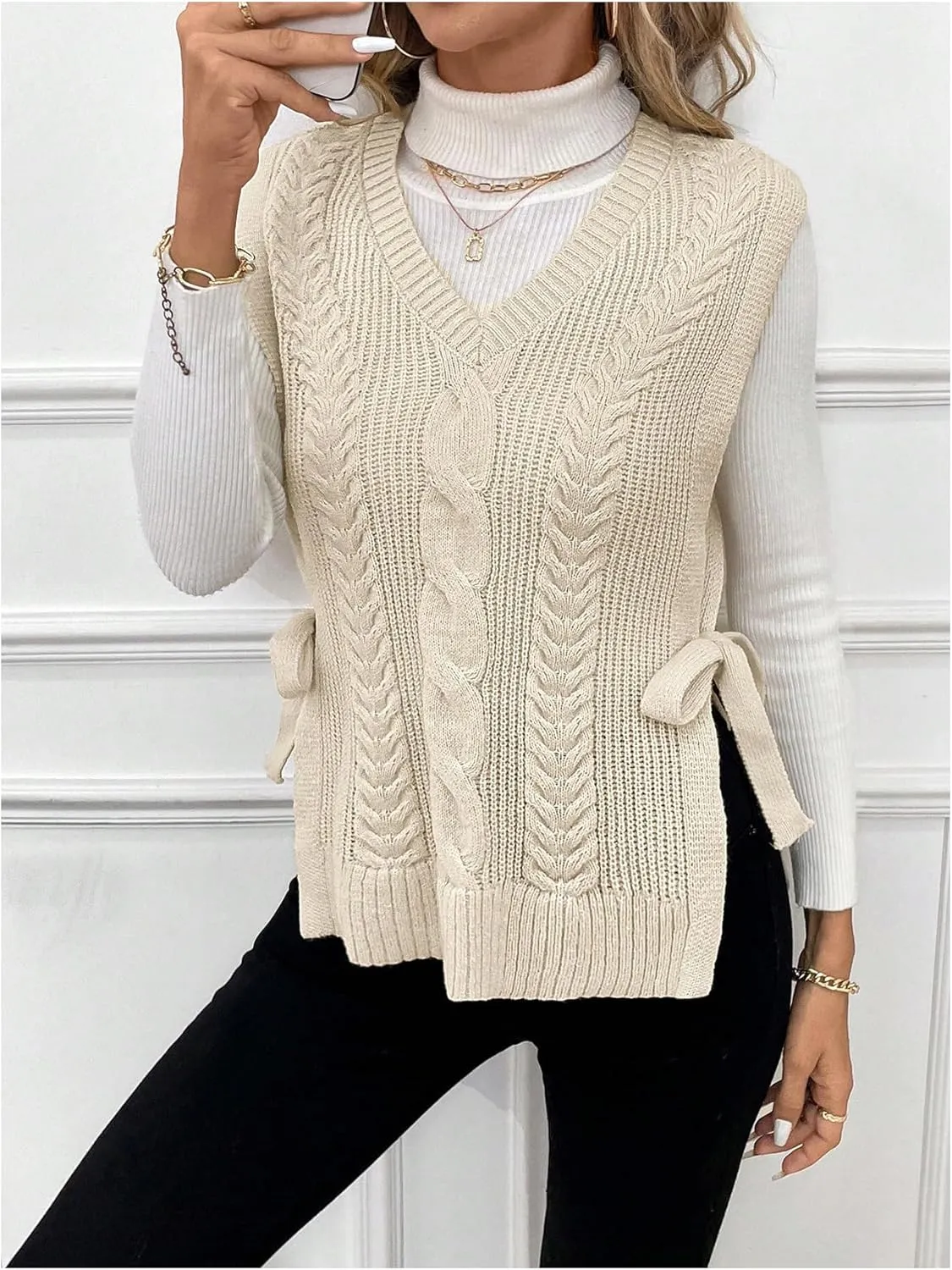 Verdusa Women's Tie Side Split Sweater Vest V Neck Cable Knit Sleeveless Pullover Top