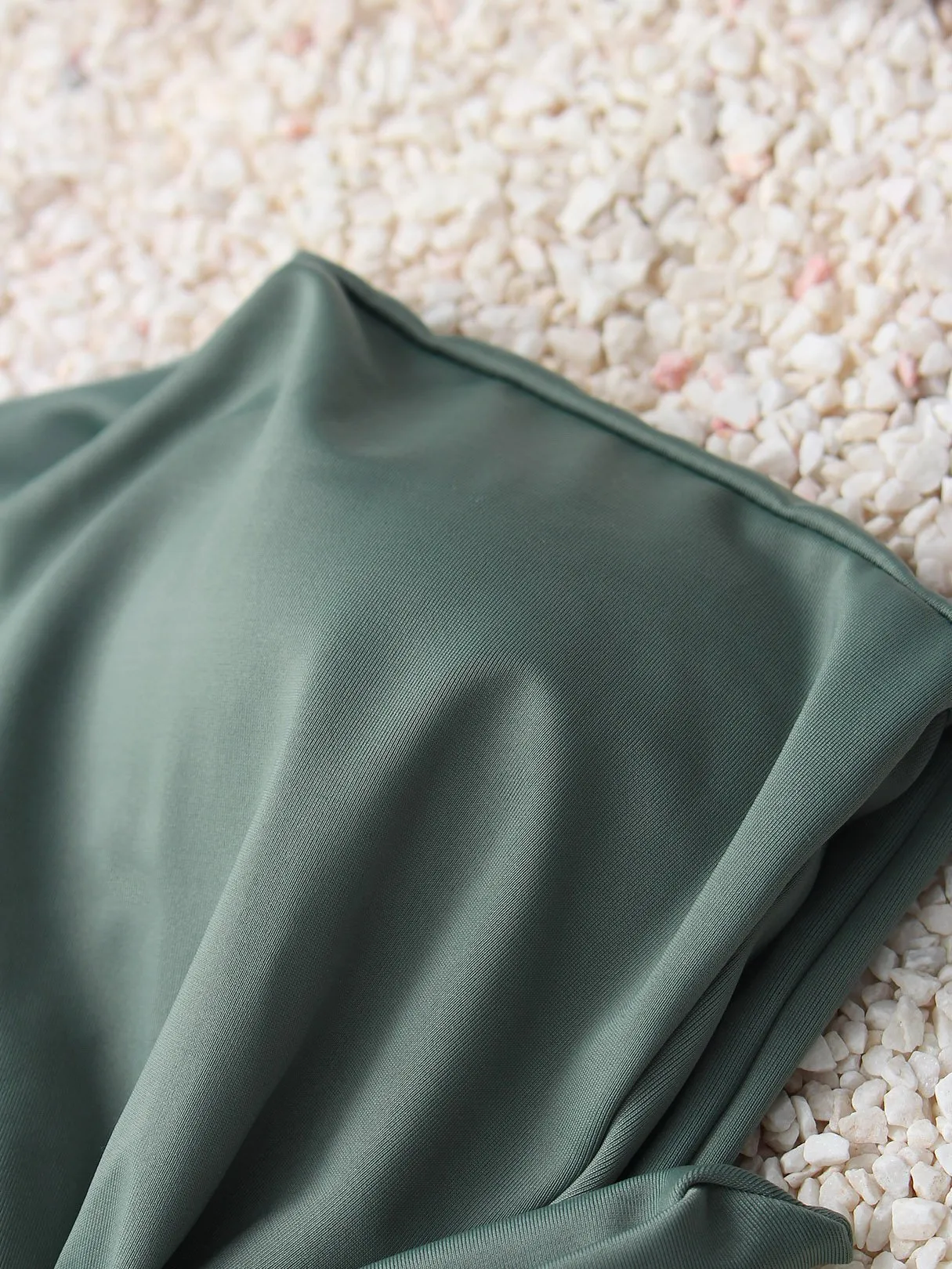 Wholesale Army Green V-Neck Plain High Waist 2 Piece Bikinis