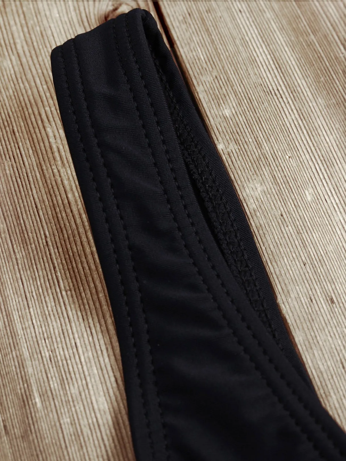 Wholesale Black Scoop Neck Plain High-Waisted 2 Piece Bikinis