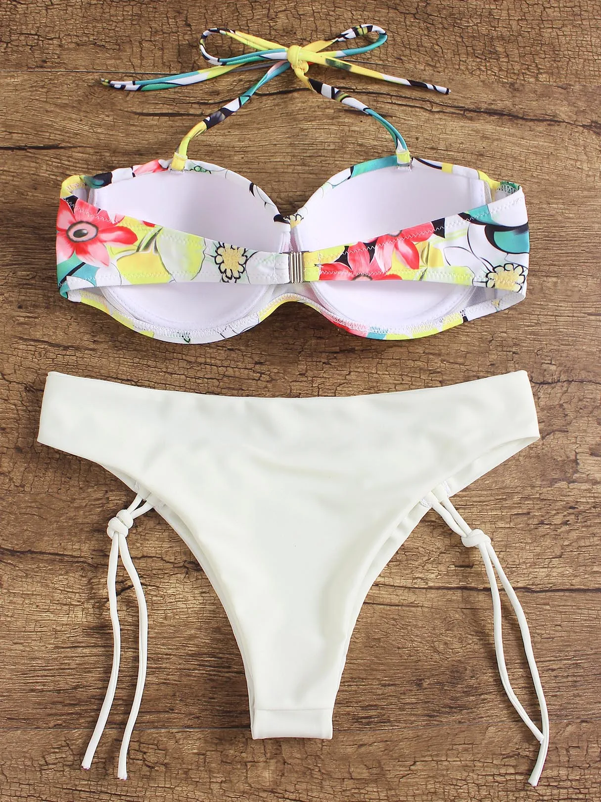 Wholesale Halter Sleeveless Floral Print Backless Tie-Up Two Piece Bikinis