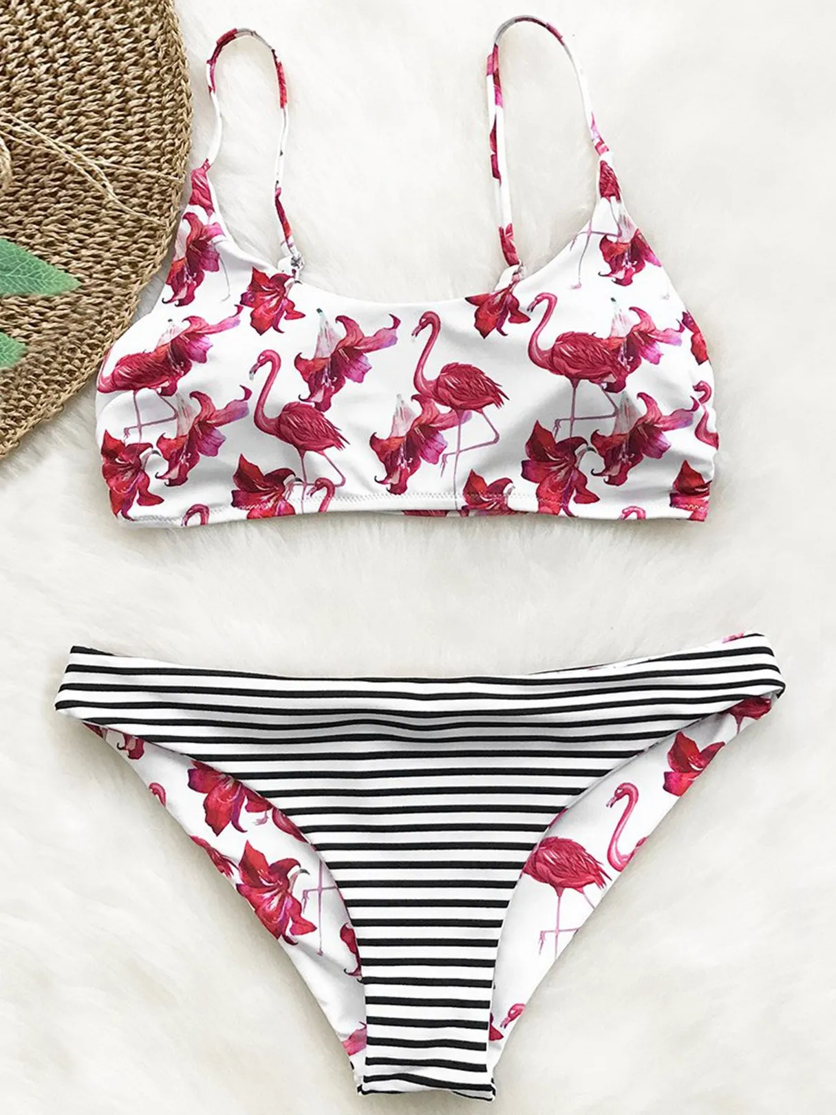 Wholesale Scoop Neck Floral Print 2 Piece Bikinis