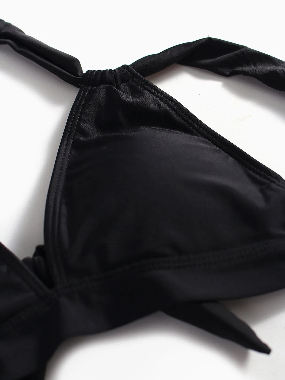 Wholesale Self-tie Design V-Neck Swimwear