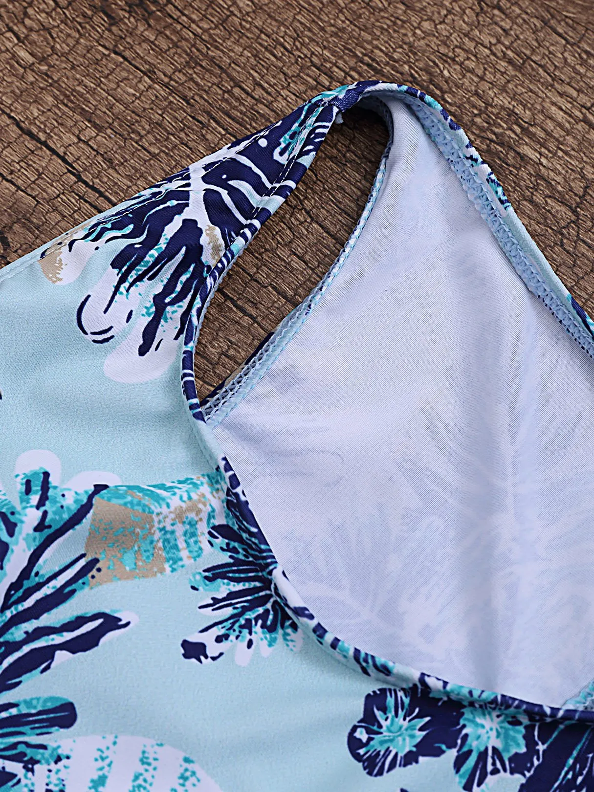 Wholesale Sleeveless Floral Print Bikinis