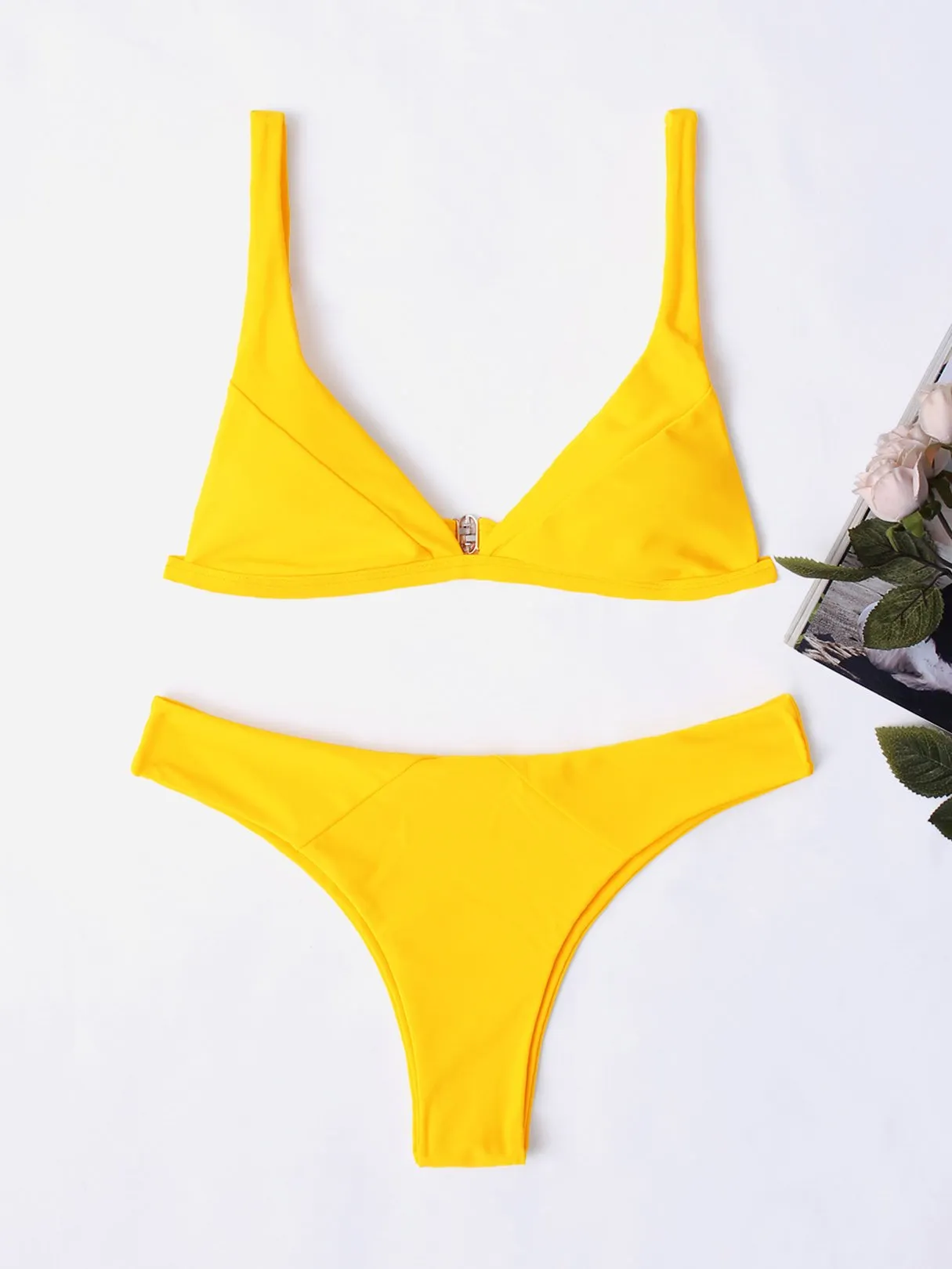 Wholesale Sleeveless Plain Spaghetti Strap Two Piece Bikinis