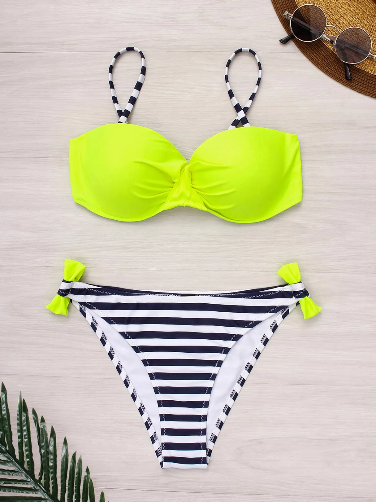 Wholesale Sleeveless Stripe Backless Spaghetti Strap Bikinis