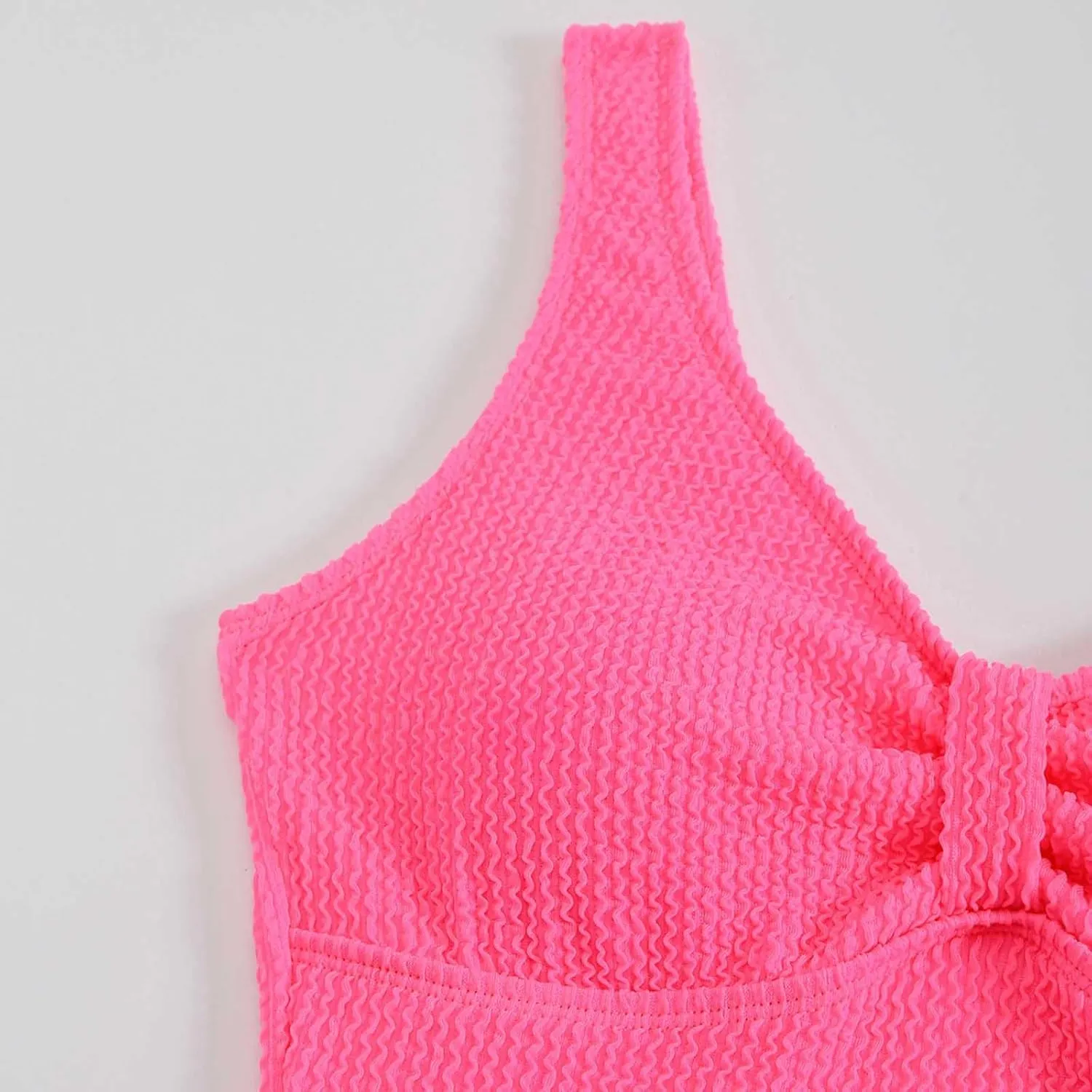 Womens Modest Swimsuits Fashion Solid V Neck Tummy Control Bathing Suits Backless Sexy Padded 2025 Summer Swimwear
