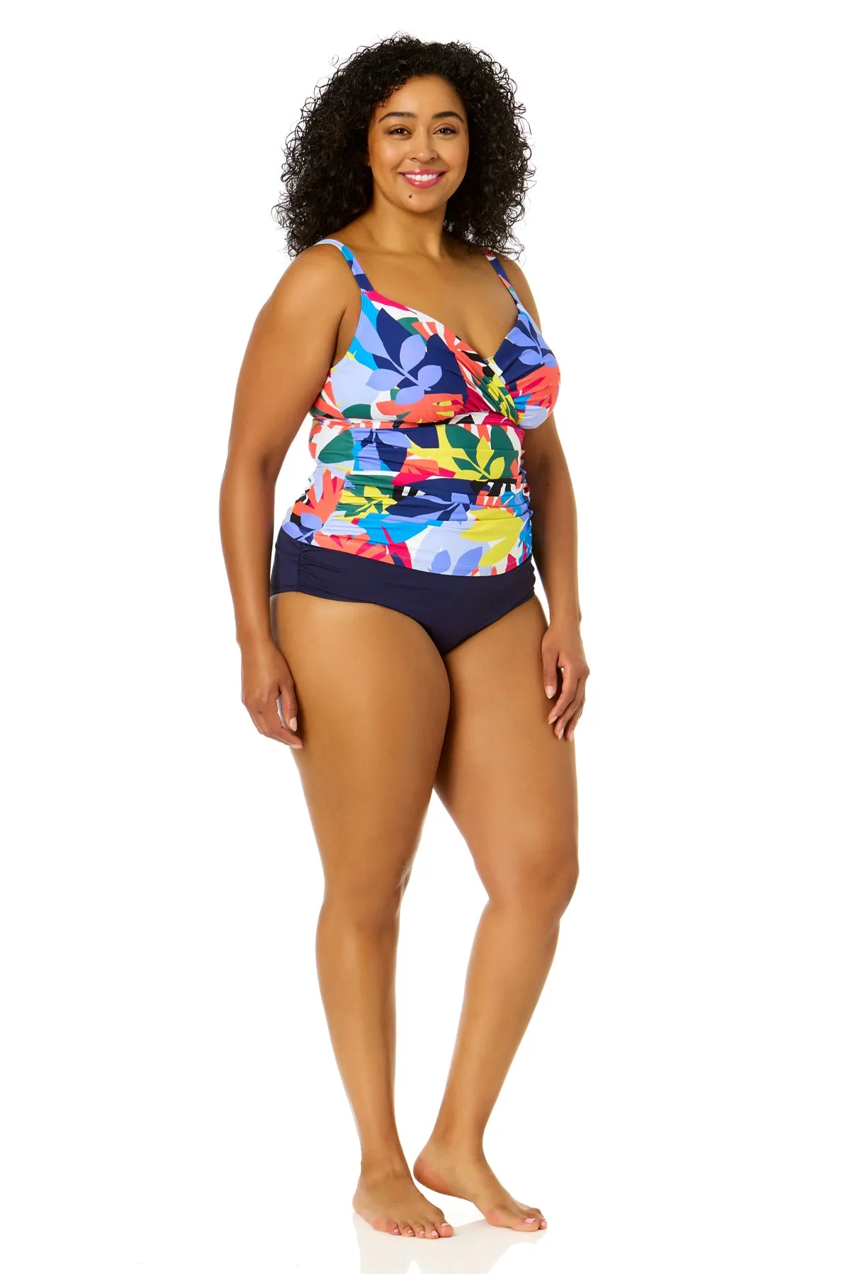 Women's Plus Size Tropic Stamp Twist Front Underwire Tankini Swim Top