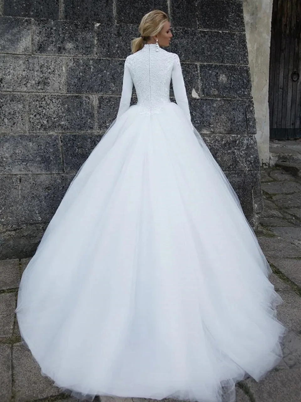 Women's White A-Line Long Sleeved Wedding Dress